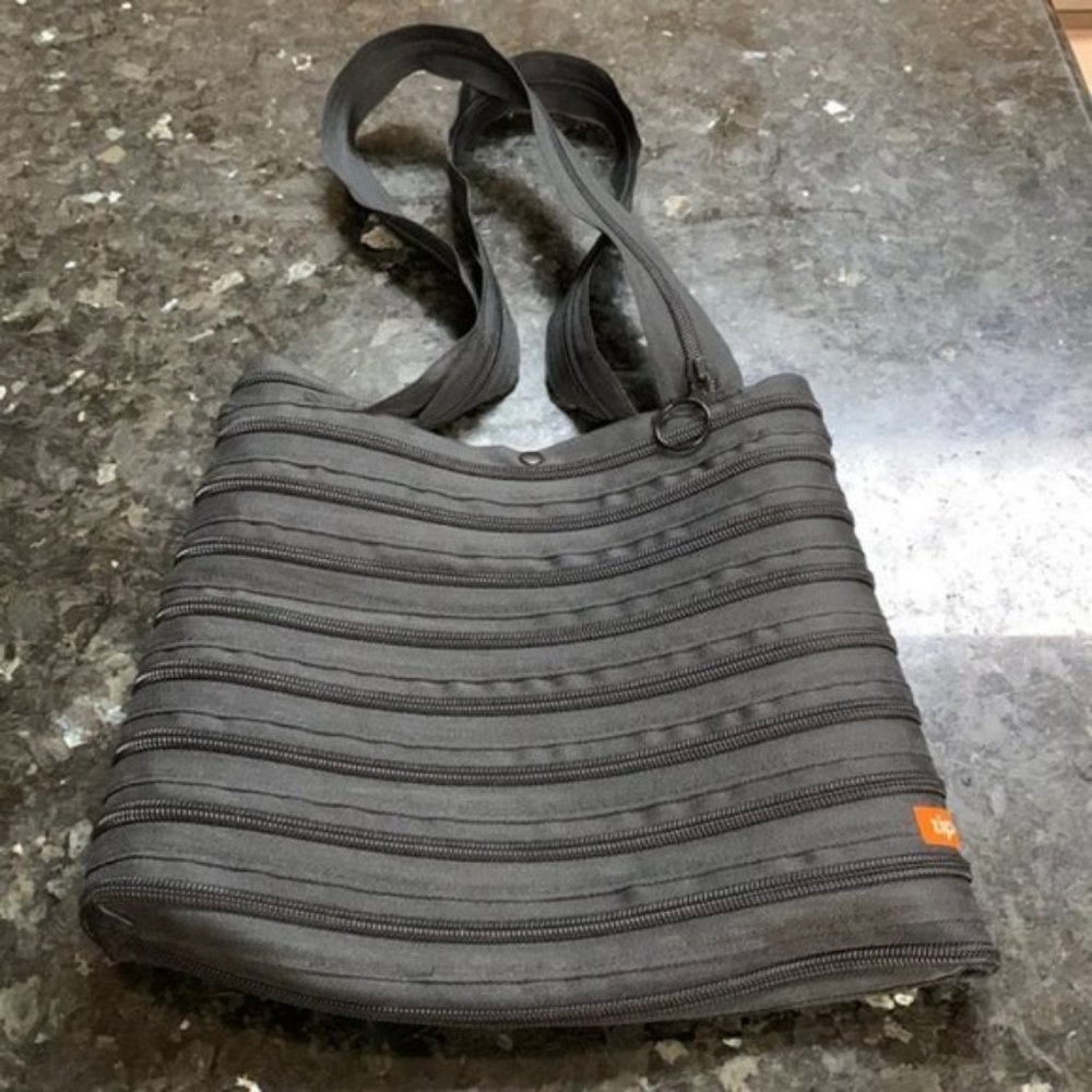 Zip-it small purse / bag